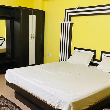 Hotel M J Residency Puri Zewnętrze zdjęcie