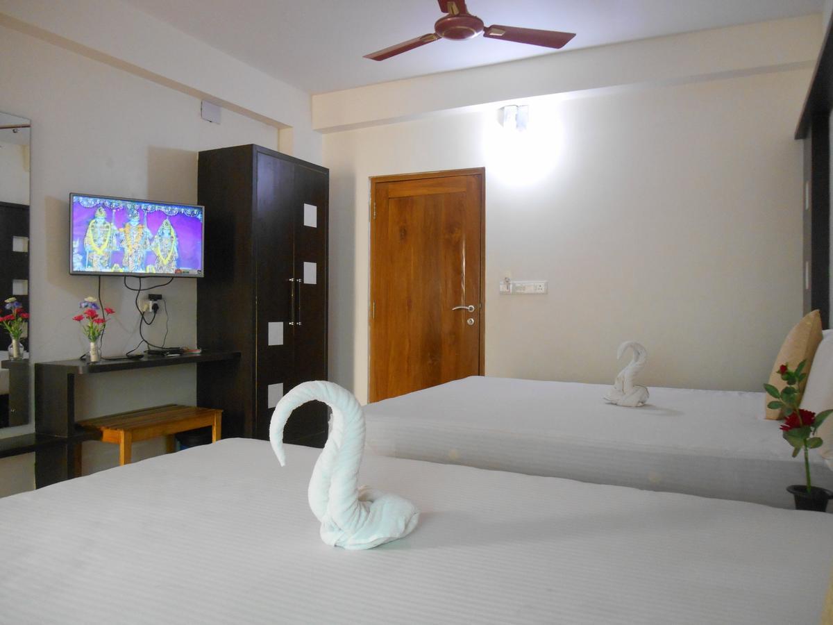 Hotel M J Residency Puri Zewnętrze zdjęcie